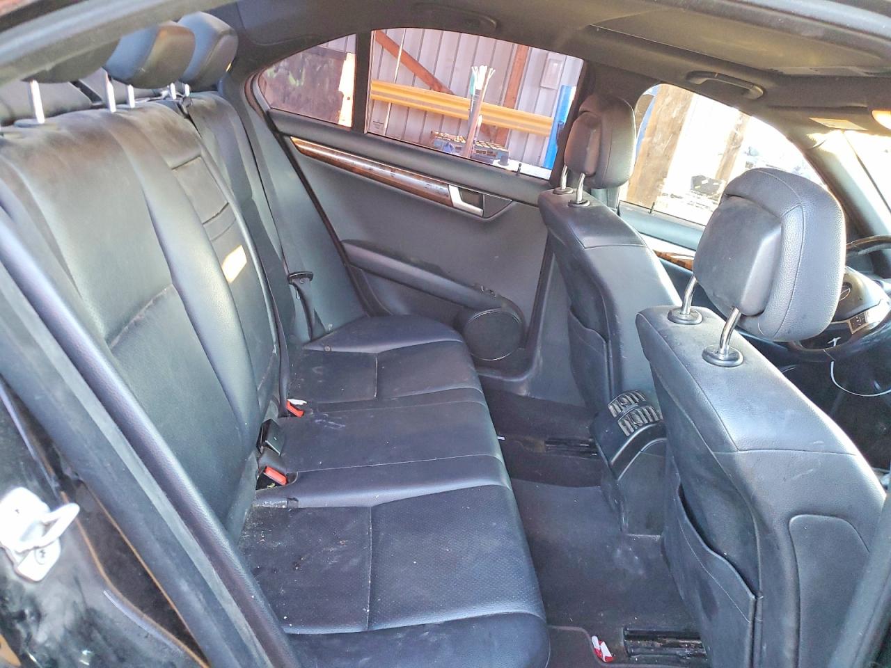 2012 Mercedes-benz C 300 4matic Black vin: WDDGF8BB9CR202027