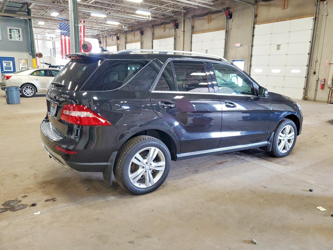 2013 Mercedes-benz Ml 350 Bluetec Черный vin: 4JGDA2EB4DA208253