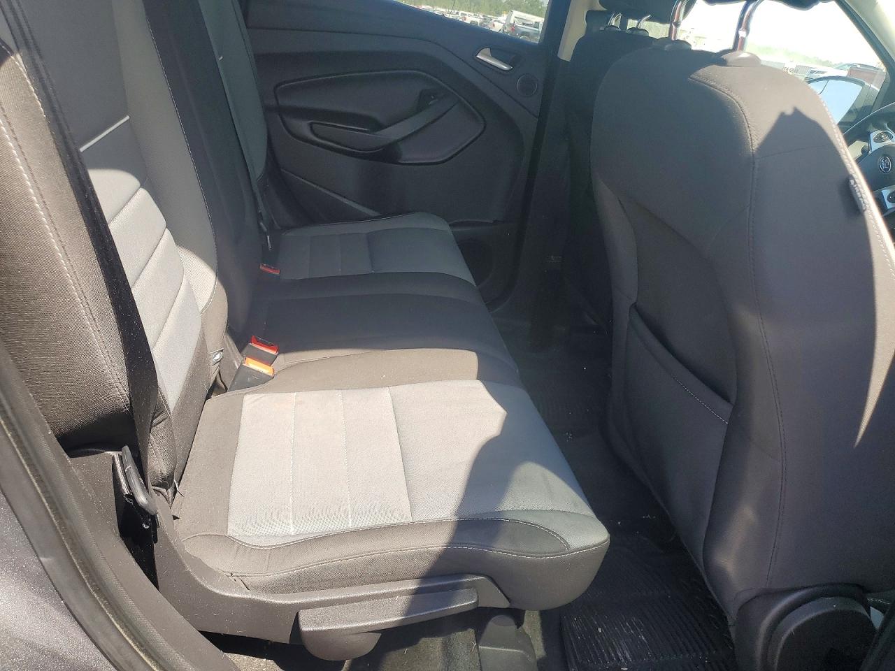 2013 Ford Escape Se Gray vin: 1FMCU0G91DUB79102