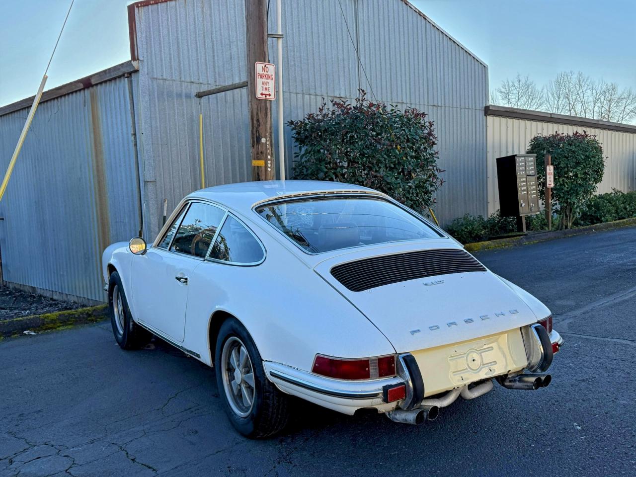 1969 Porsche 911 T White vin: 1119122146