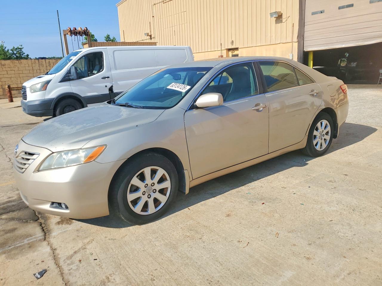 2007 Toyota Camry Xle V6 Gold vin: 4T1BK46KX7U522295