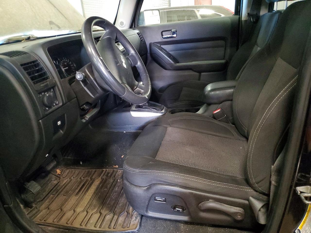2009 Hummer H3t Черный vin: 5GNEN13E698148334