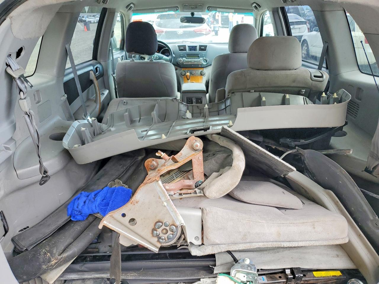 2010 Toyota Highlander Hybrid Серебряный vin: JTEBW3EH4A2043054