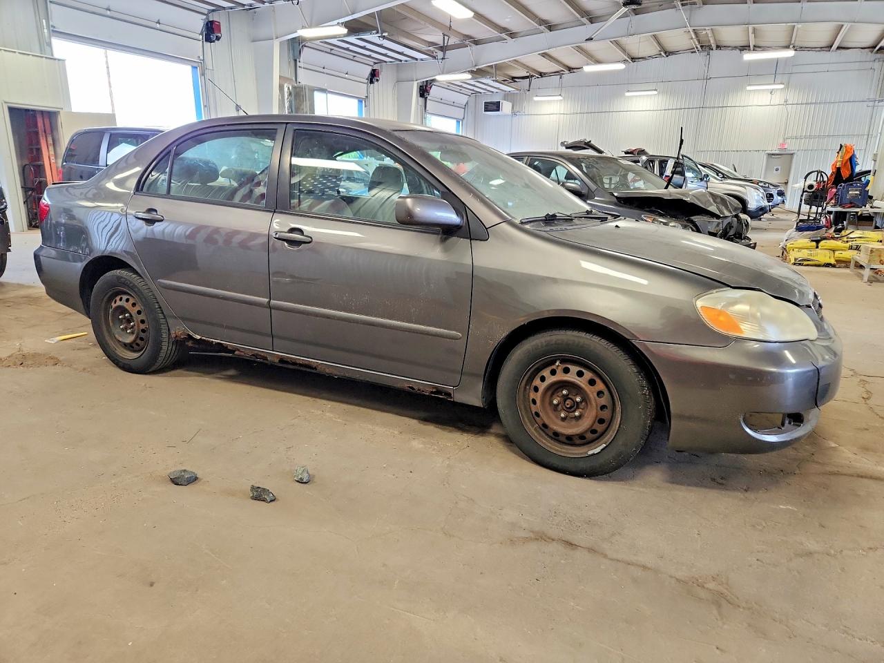2008 Toyota Corolla Le Gray vin: 1NXBR32E68Z943860