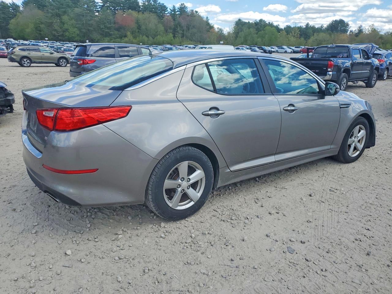 2015 Kia Optima Lx Серый vin: 5XXGM4A78FG467146