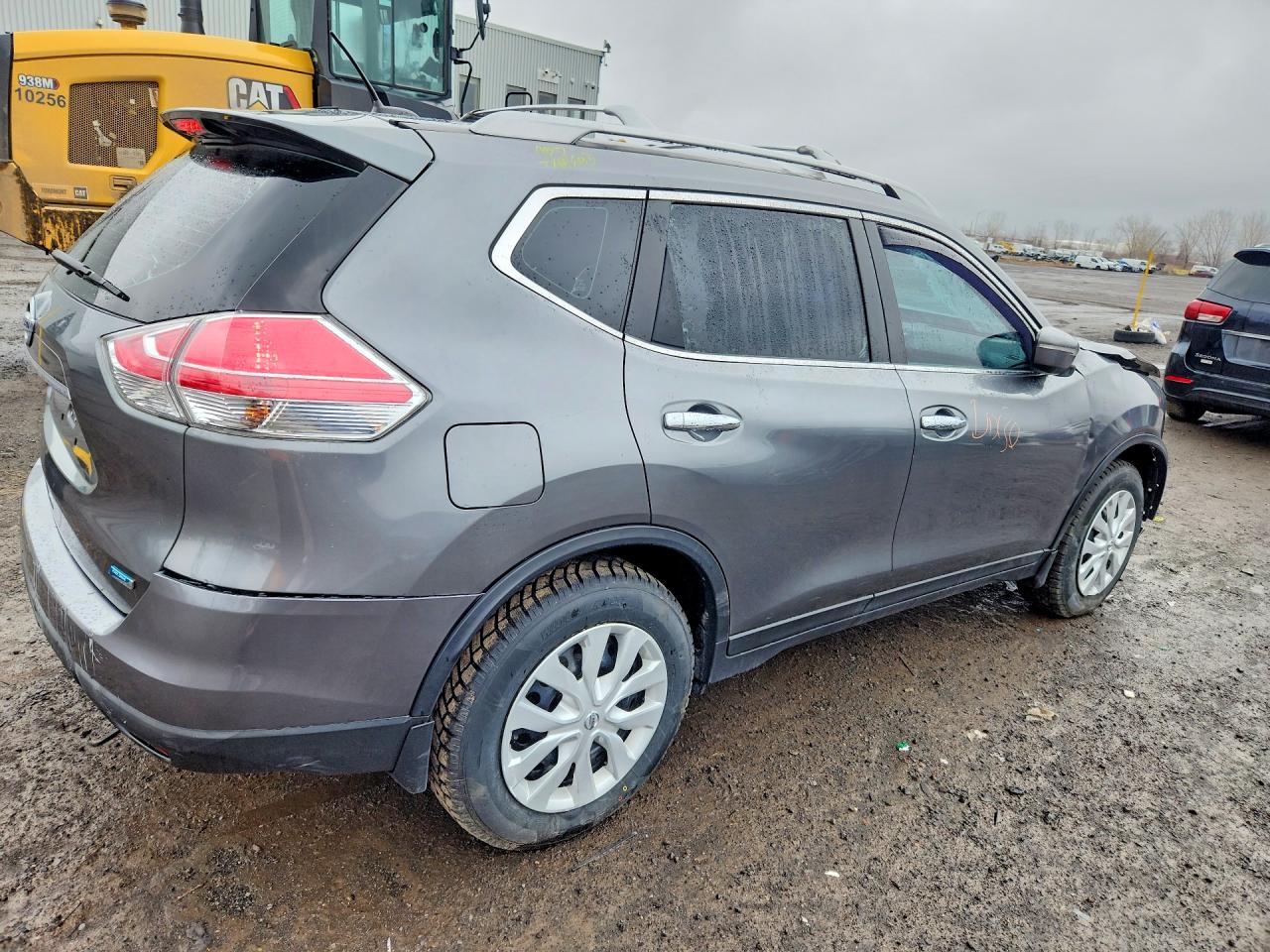 2014 Nissan Rogue S Gray vin: 5N1AT2MTXEC777413