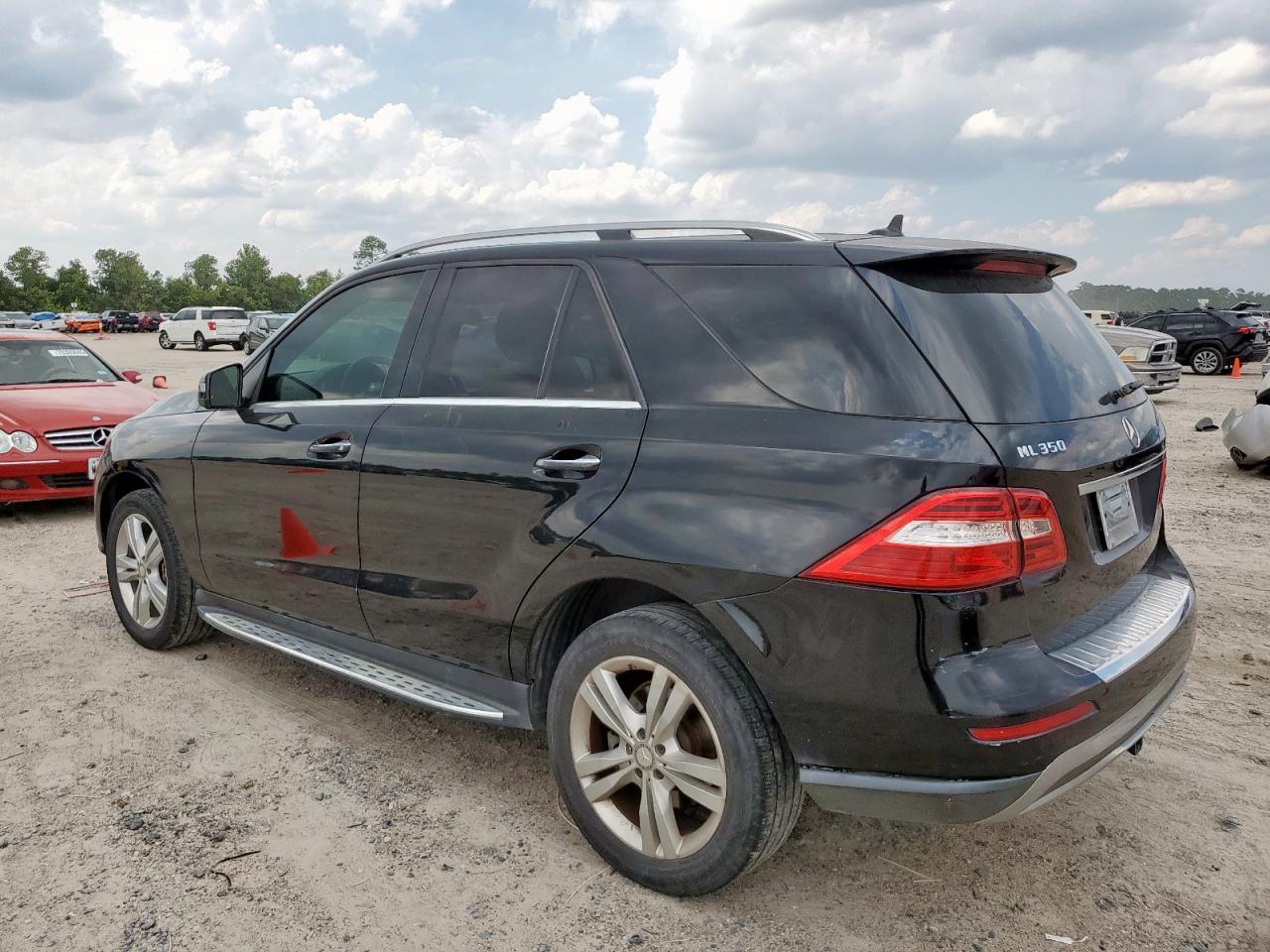 2015 Mercedes-benz Ml 350 Black vin: 4JGDA5JB0FA512531