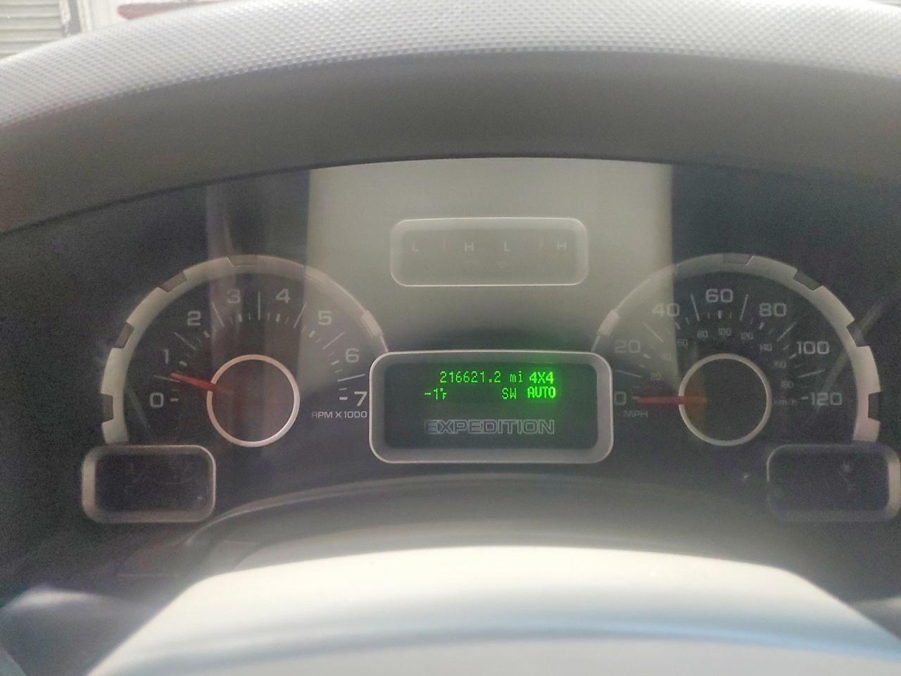 2014 Ford Expedition Xl White vin: 1FMJU1G57EEF47871