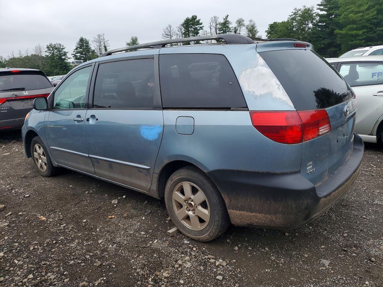 2005 Toyota Sienna Le 7 Passenger Синий vin: 5TDZA23C75S265542