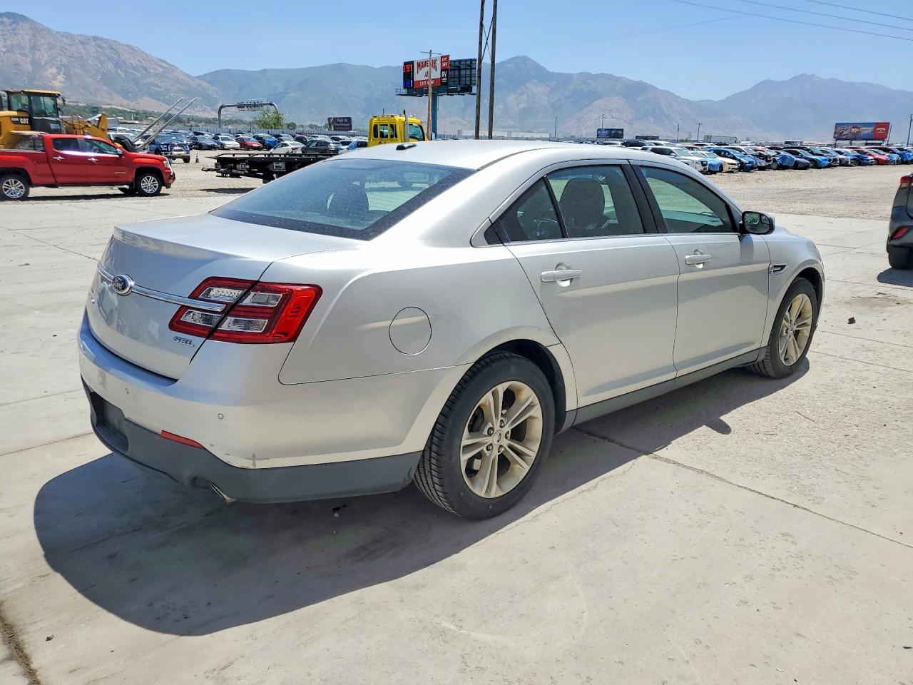 2013 Ford Taurus Sel Silver vin: 1FAHP2E81DG182397