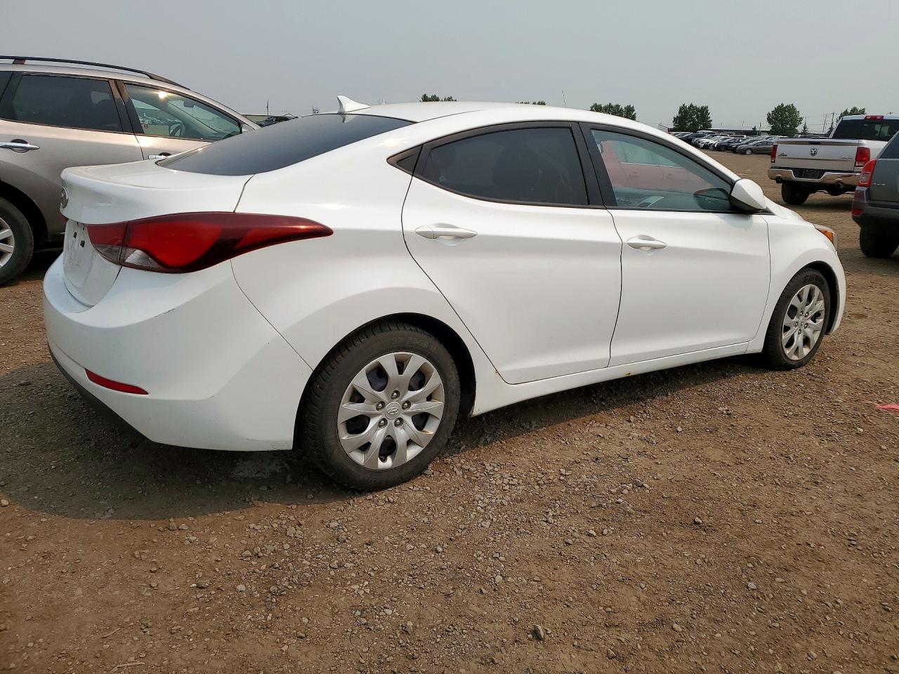 2014 Hyundai Elantra Se White vin: 5NPDH4AE7EH518970