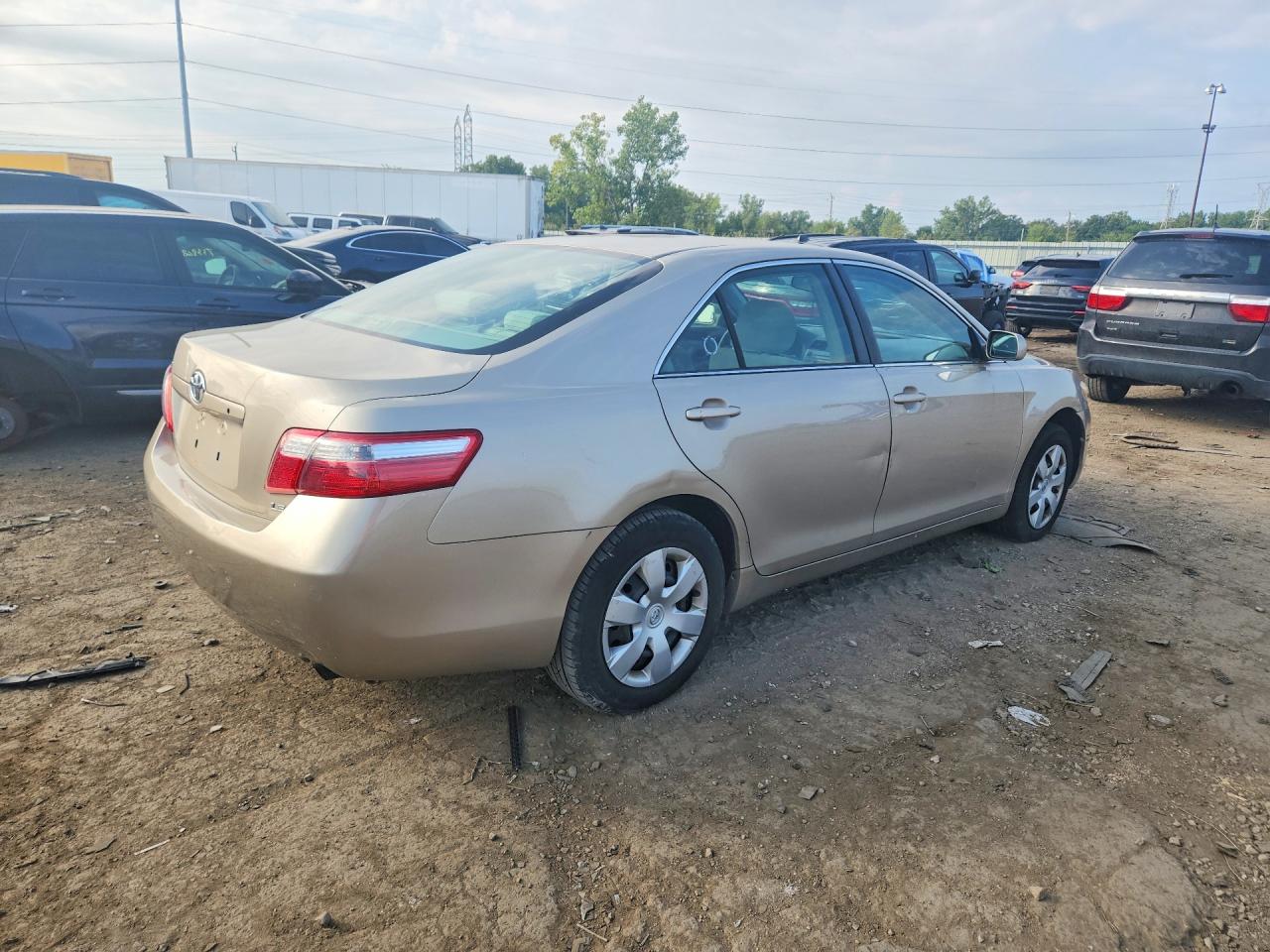 2007 Toyota Camry Le Beige vin: 4T1BE46K77U037233