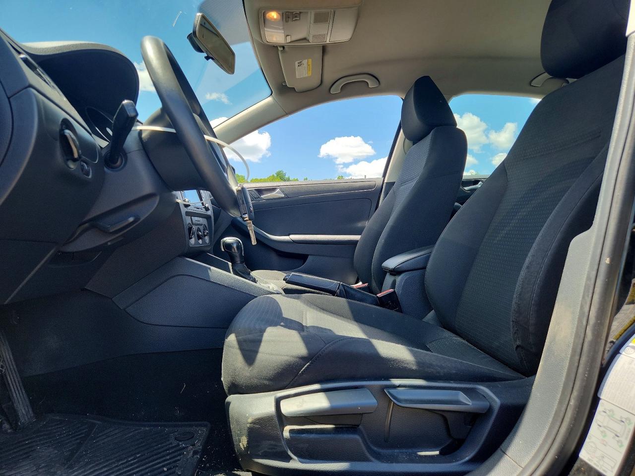 2015 Volkswagen Jetta Base Черный vin: 3VW2K7AJ6FM343286
