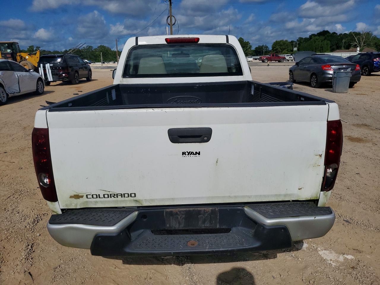 2005 Chevrolet Colorado White vin: 1GCCS148558212057