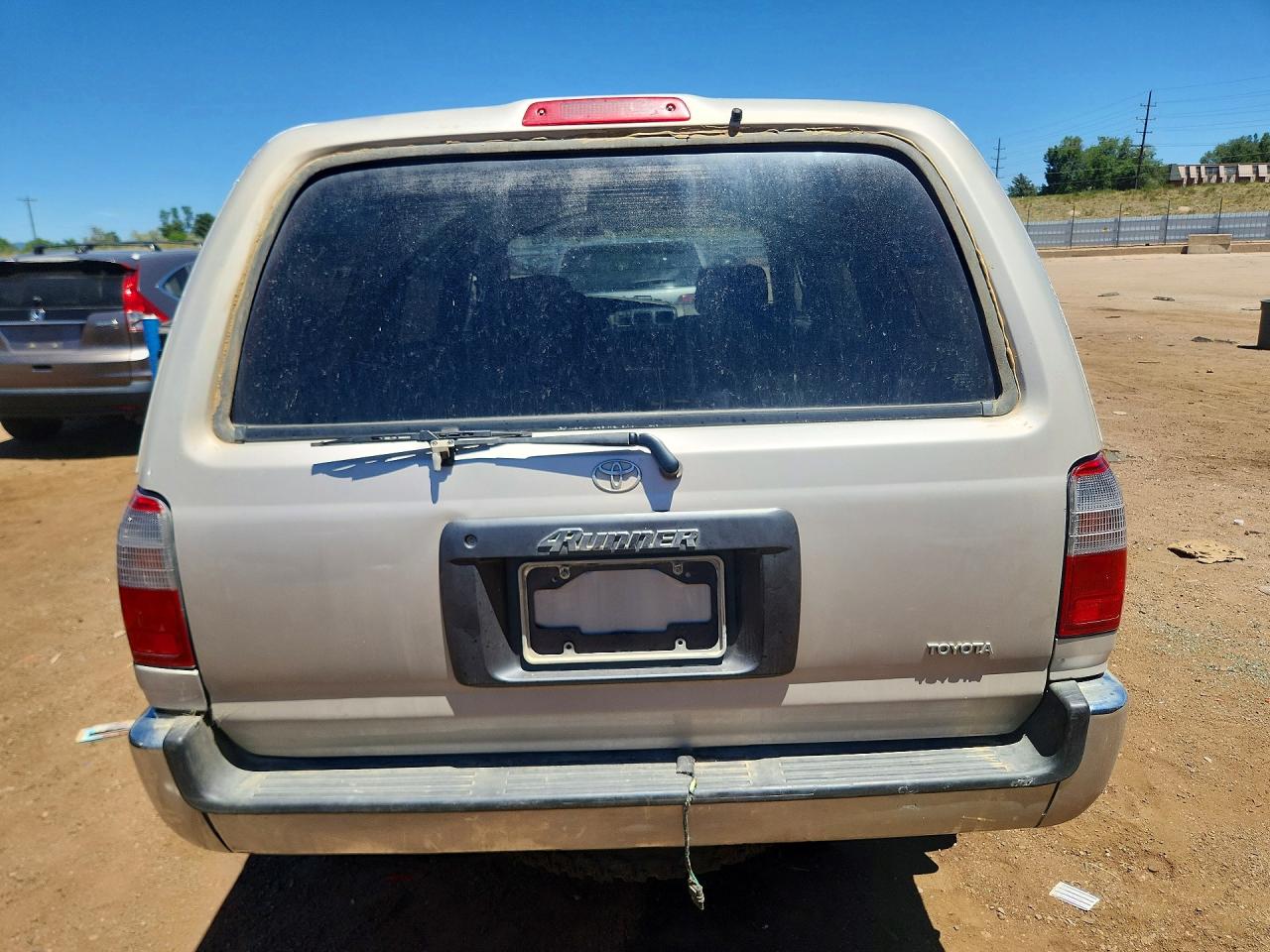 1998 Toyota 4runner Base Silver vin: JT3GM84R2W0033492
