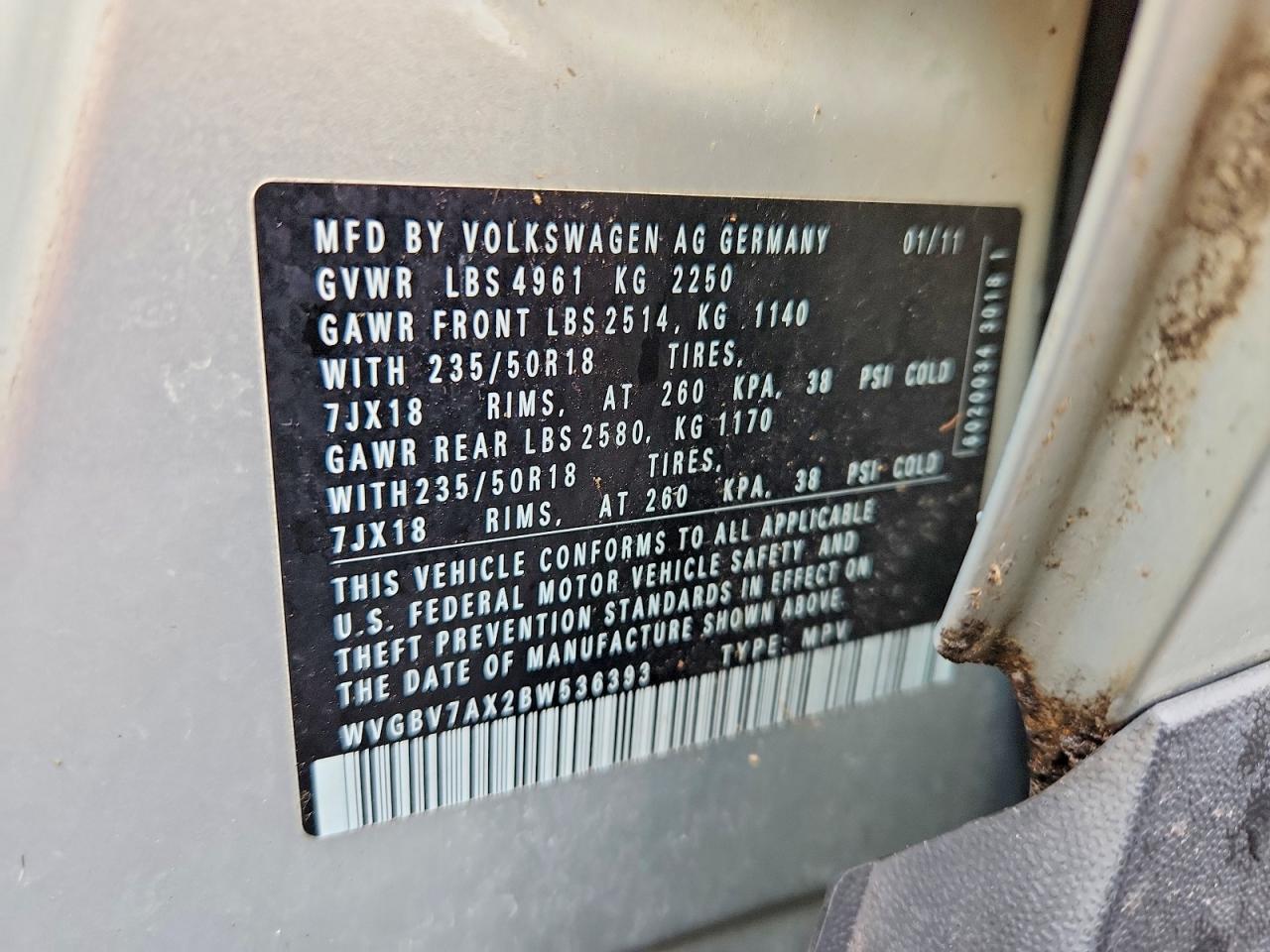 2011 Volkswagen Tiguan S Silver vin: WVGBV7AX2BW536393