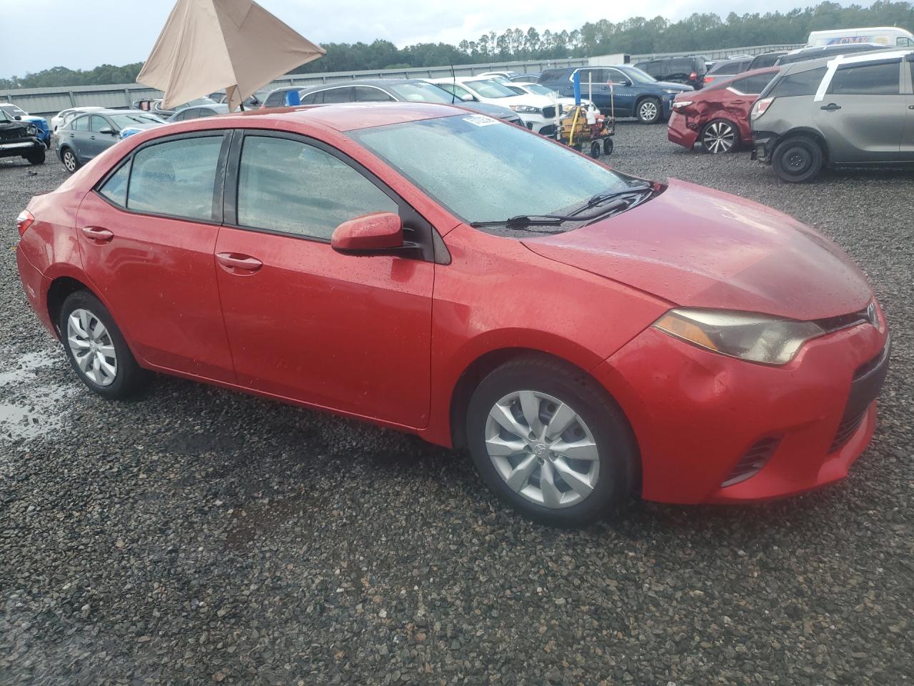 2015 Toyota Corolla Le Red vin: 5YFBURHE7FP257804
