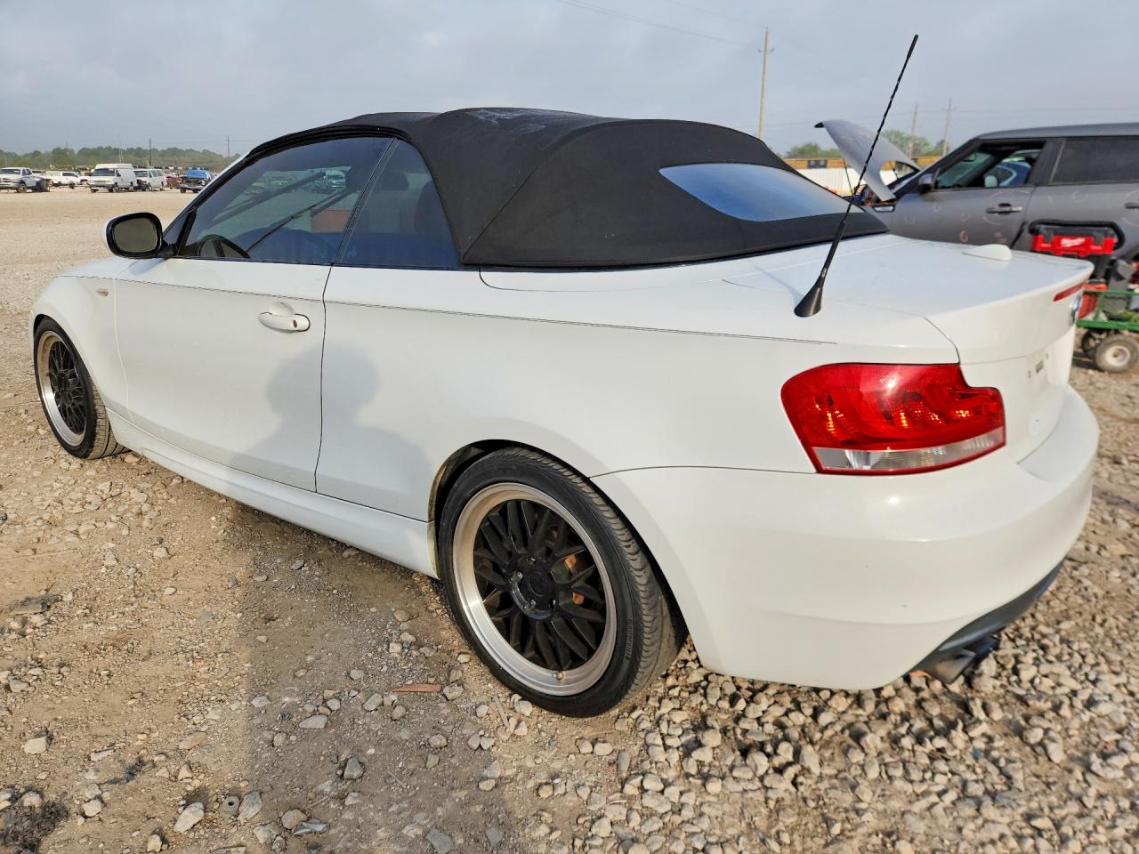 2013 Bmw 135 I White vin: WBAUN7C5XDVM27839