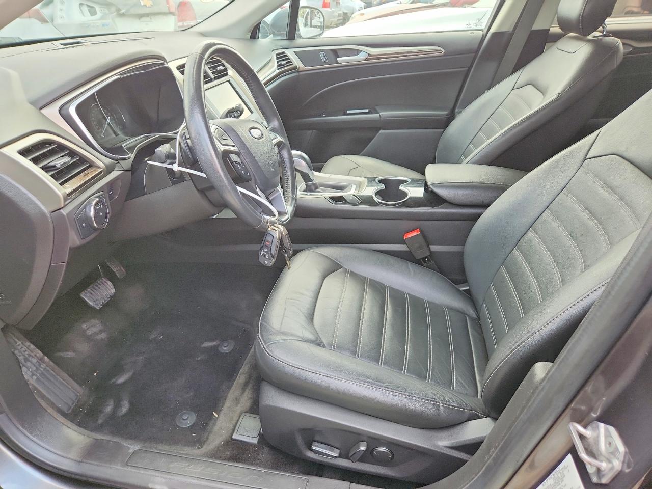 2015 Ford Fusion Se Black vin: 3FA6P0H92FR136945