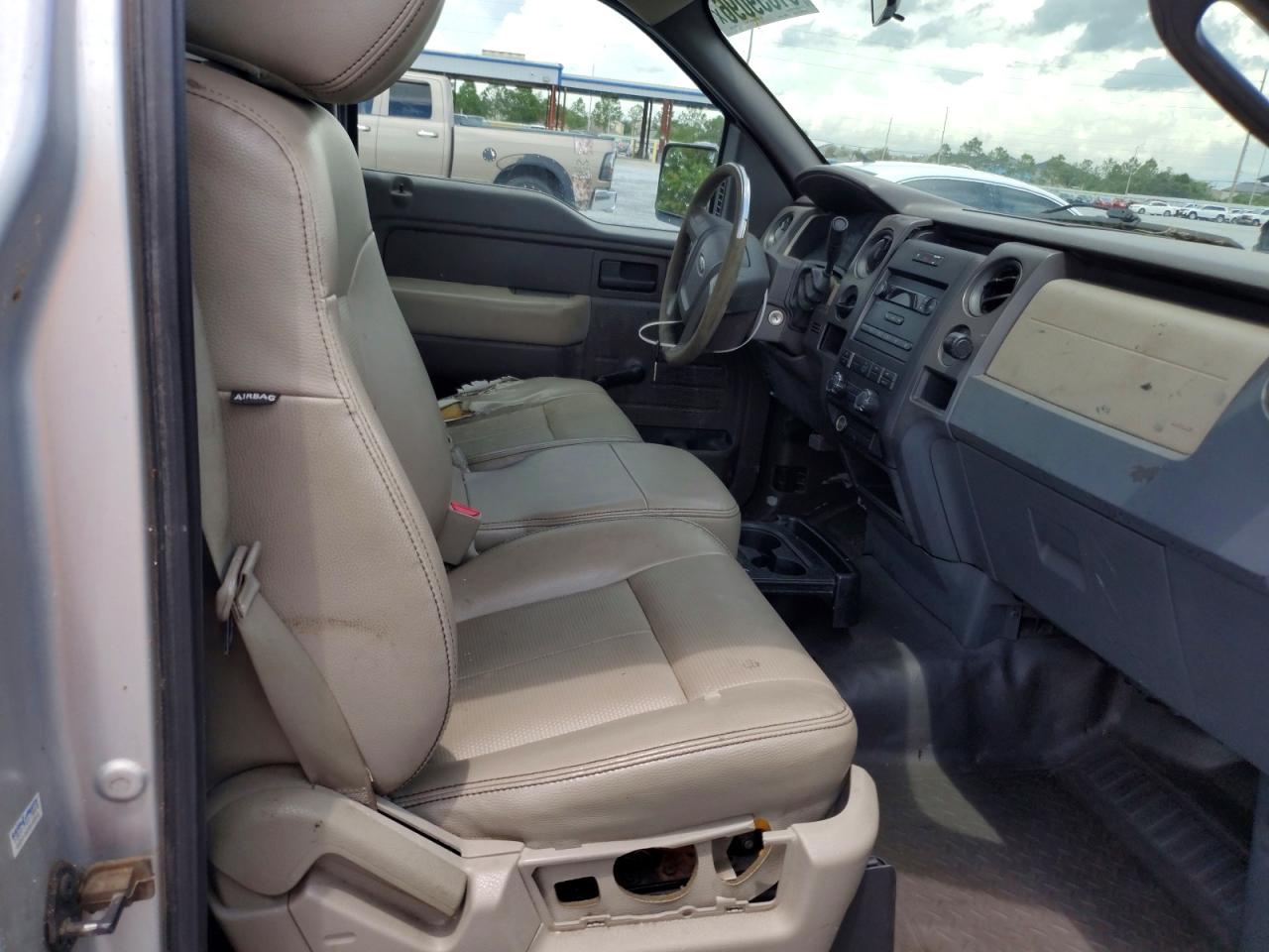 2010 Ford F150 Silver vin: 1FTMF1CW0AKC19116