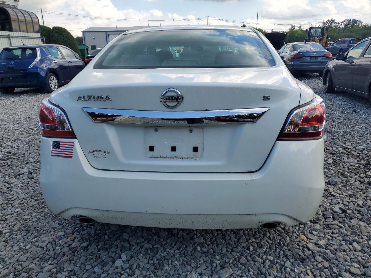 2015 Nissan Altima 2.5 S White vin: 1N4AL3AP4FN304846