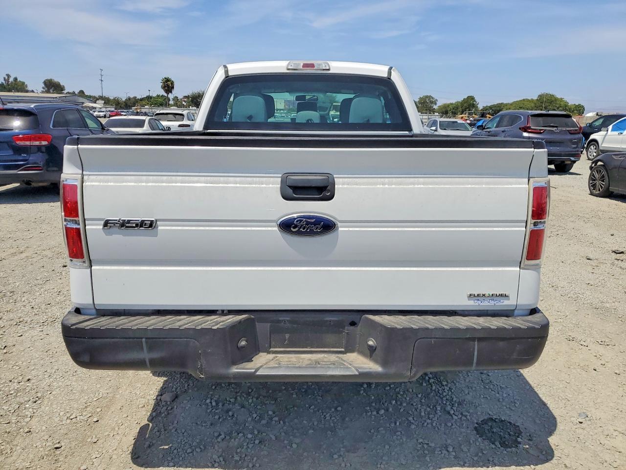 2014 Ford F150 Super Cab White vin: 1FTEX1CM1EFD11396