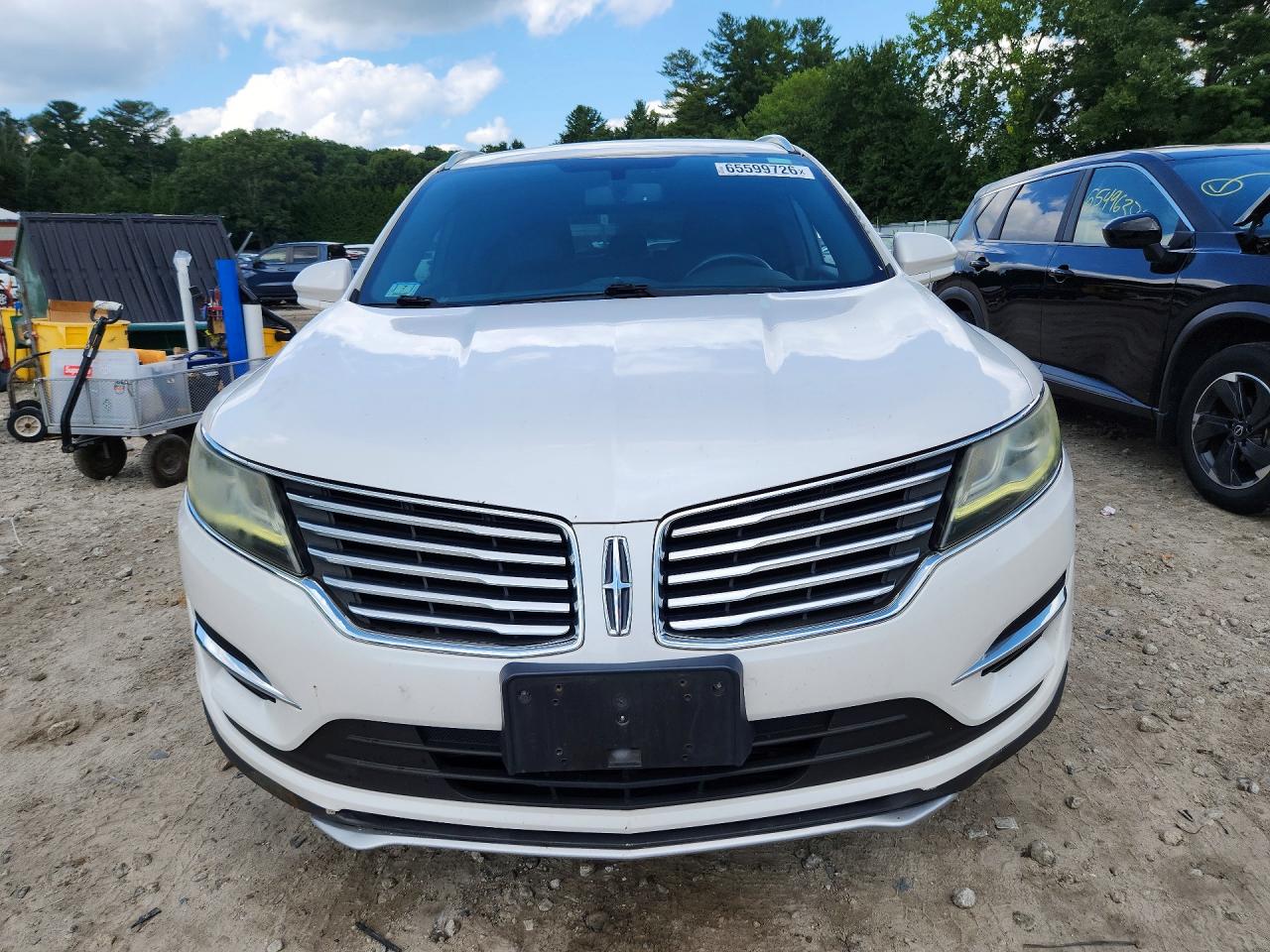 2015 Lincoln Mkc White vin: 5LMCJ2A90FUJ31409