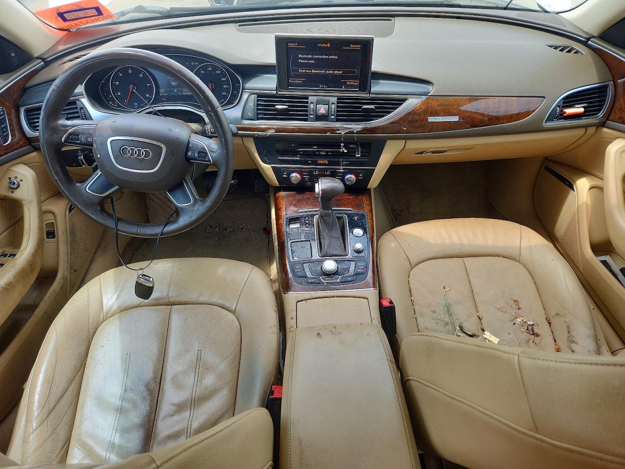 2014 Audi A6 Premium Plus Белый vin: WAUGFAFCXEN119914