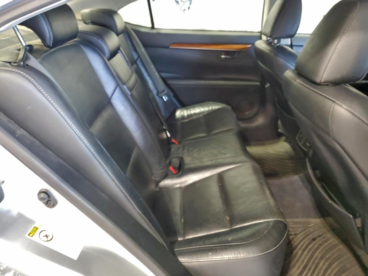 2014 Lexus Es 300h Silver vin: JTHBW1GG7E2045205