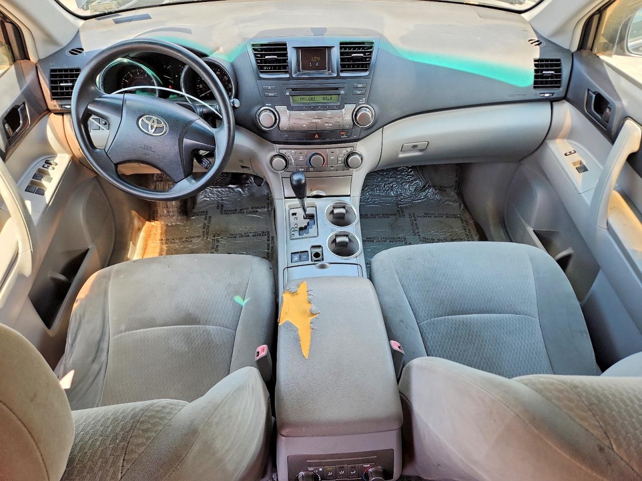 2010 Toyota Highlander Base Black vin: 5TDBK3EH0AS031881