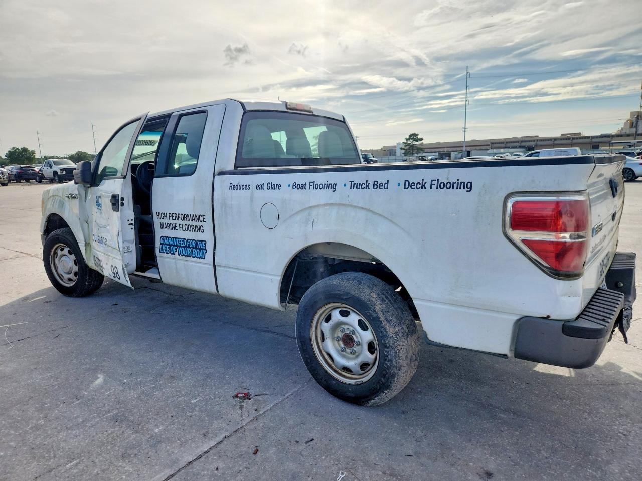 2012 Ford F150 Super Cab White vin: 1FTEX1CMXCKD02491