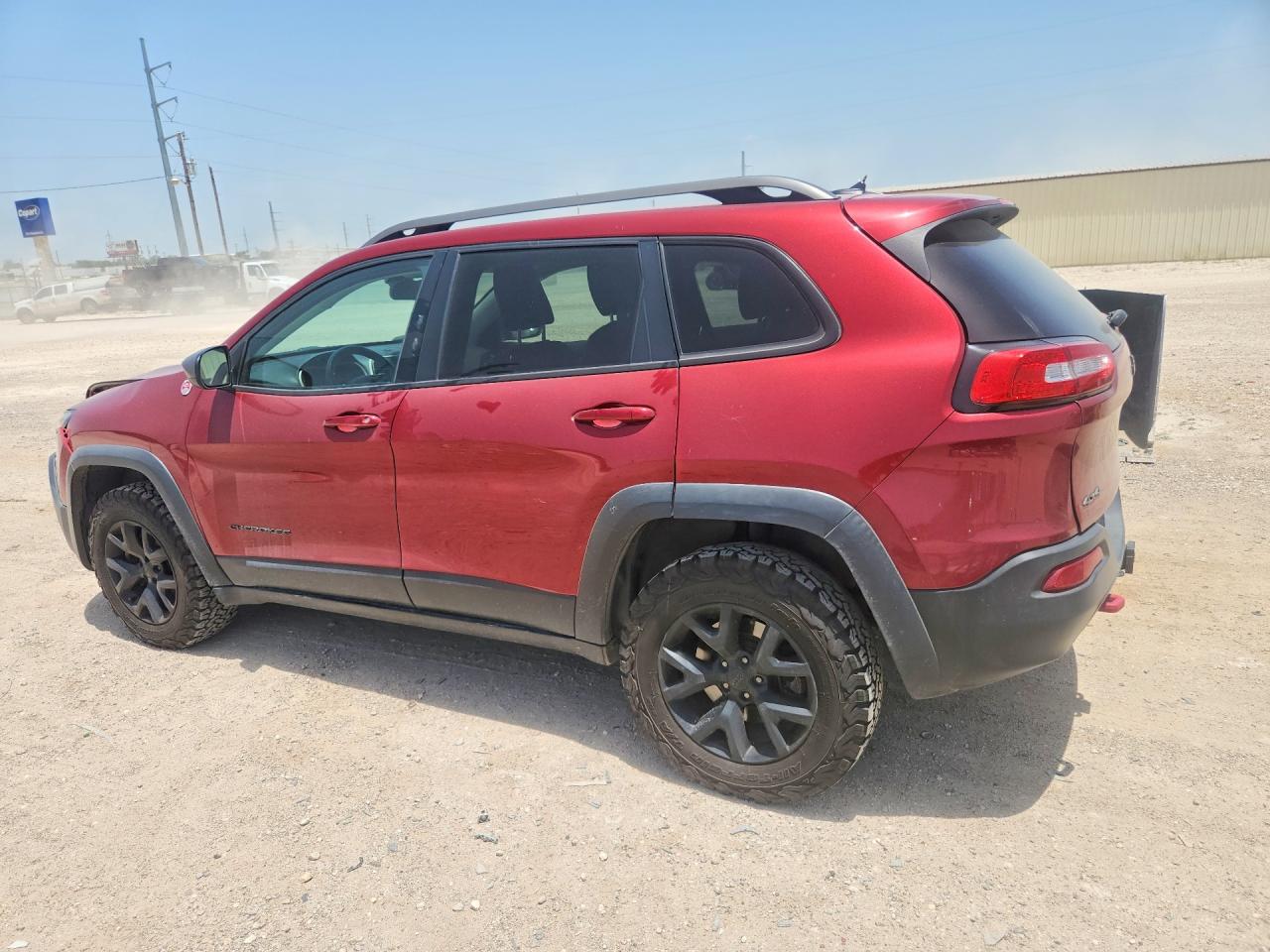 2015 Jeep Cherokee Trailhawk Burgundy vin: 1C4PJMBS8FW576152