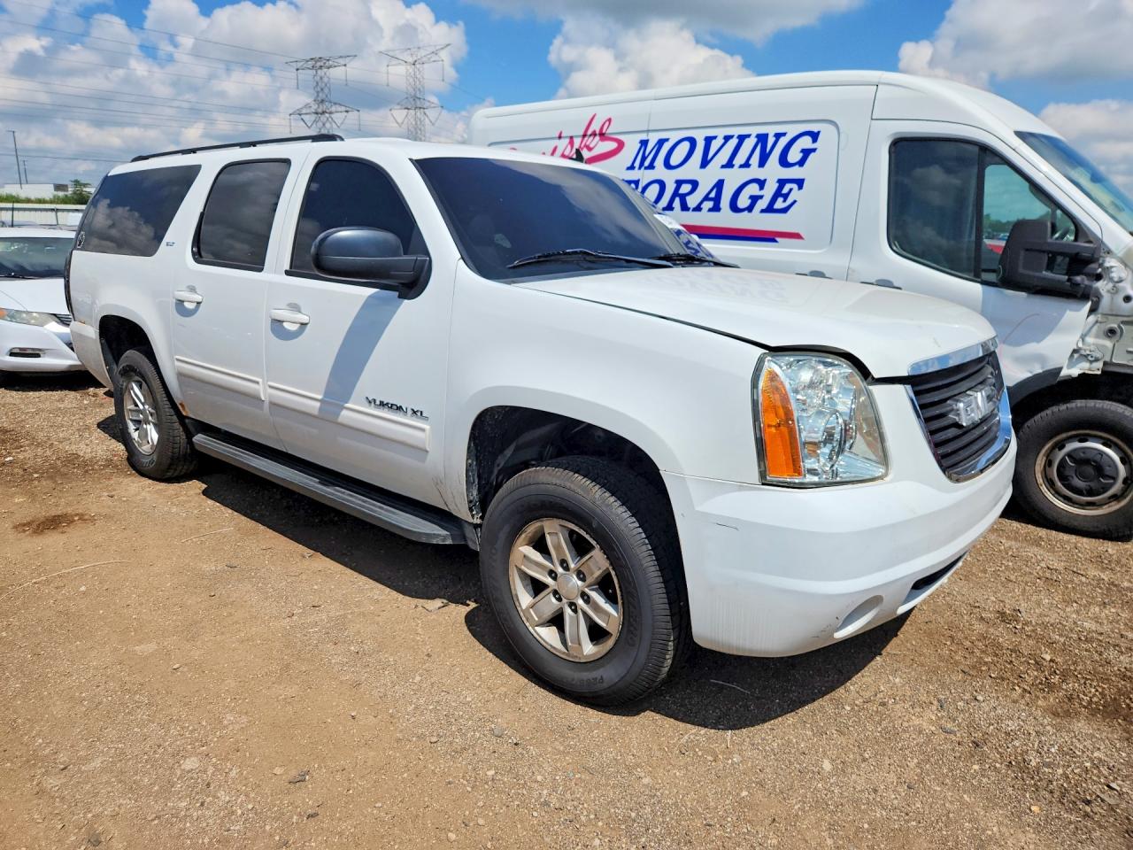 2011 Gmc Yukon Xl K1500 Slt Белый vin: 1GKS2KE30BR196638