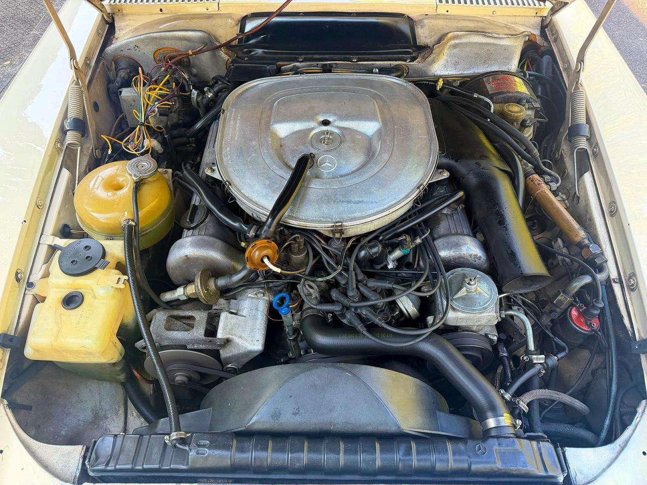 1980 Mercedes-benz 450 Sl Cream vin: WDB10704412063683
