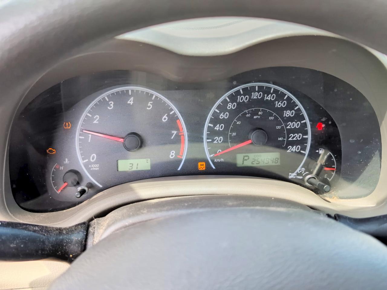 2010 Toyota Corolla Base Gold vin: 2T1BU4EE5AC210075