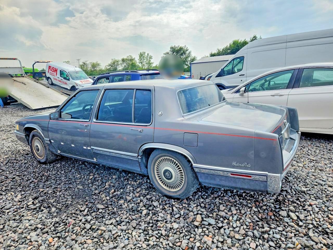 1992 Cadillac Deville Gray vin: 1G6CD53B6N4230897