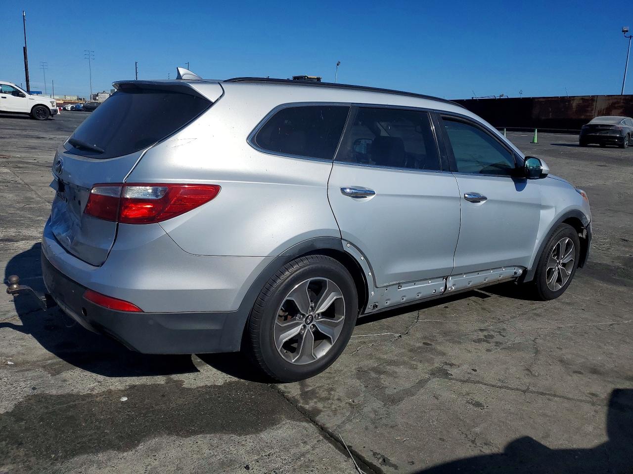 2015 Hyundai Santa Fe Gls Серебряный vin: KM8SM4HF6FU108438