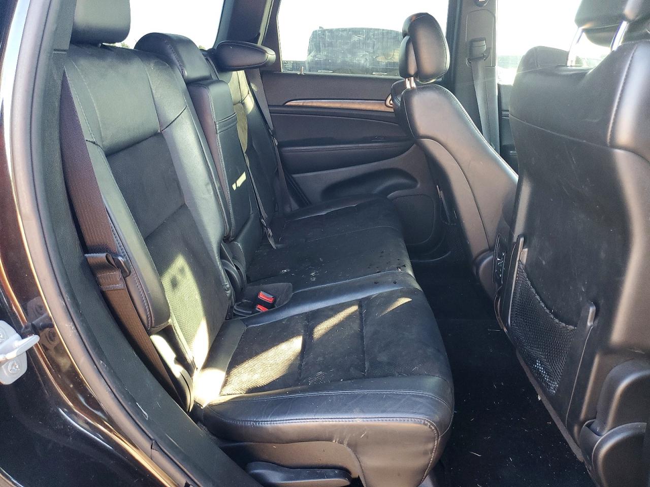 2014 Jeep Grand Cherokee Laredo Black vin: 1C4RJFAG3EC547353
