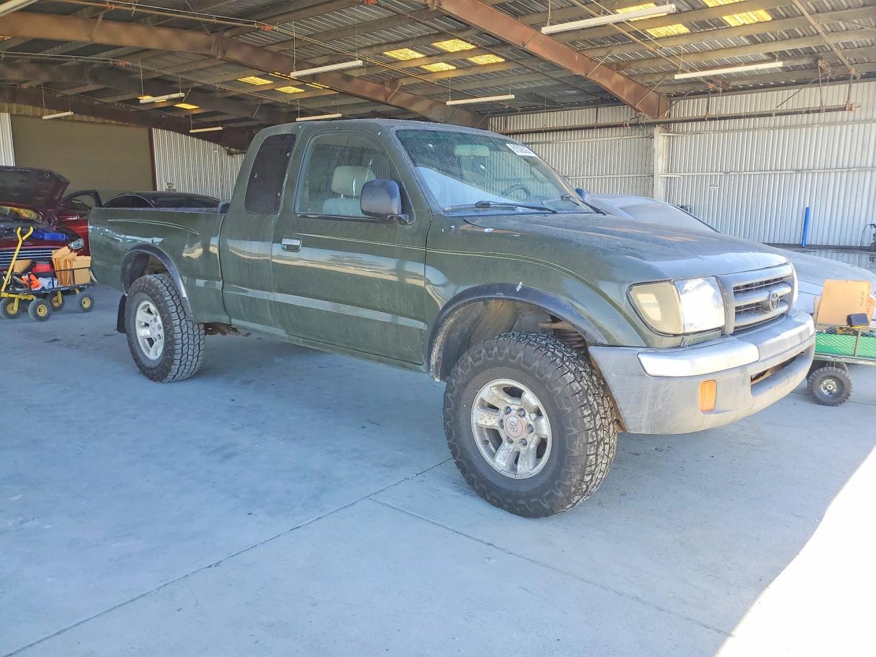 2000 Toyota Tacoma Xtracab Зеленый vin: 5TEWN72N1YZ691371