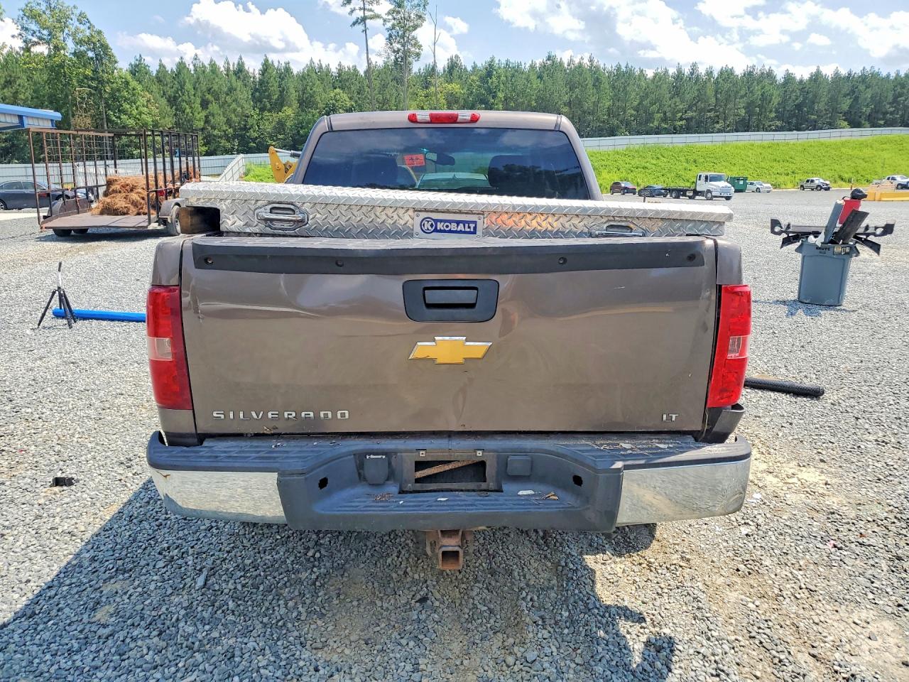 2007 Chevrolet Silverado C1500 Crew Cab Brown vin: 2GCEC13J471632716