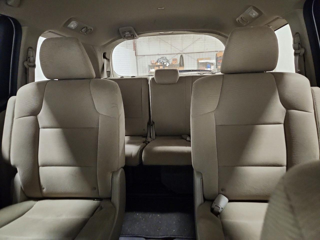 2012 Honda Odyssey Ex White vin: 5FNRL5H47CB021842