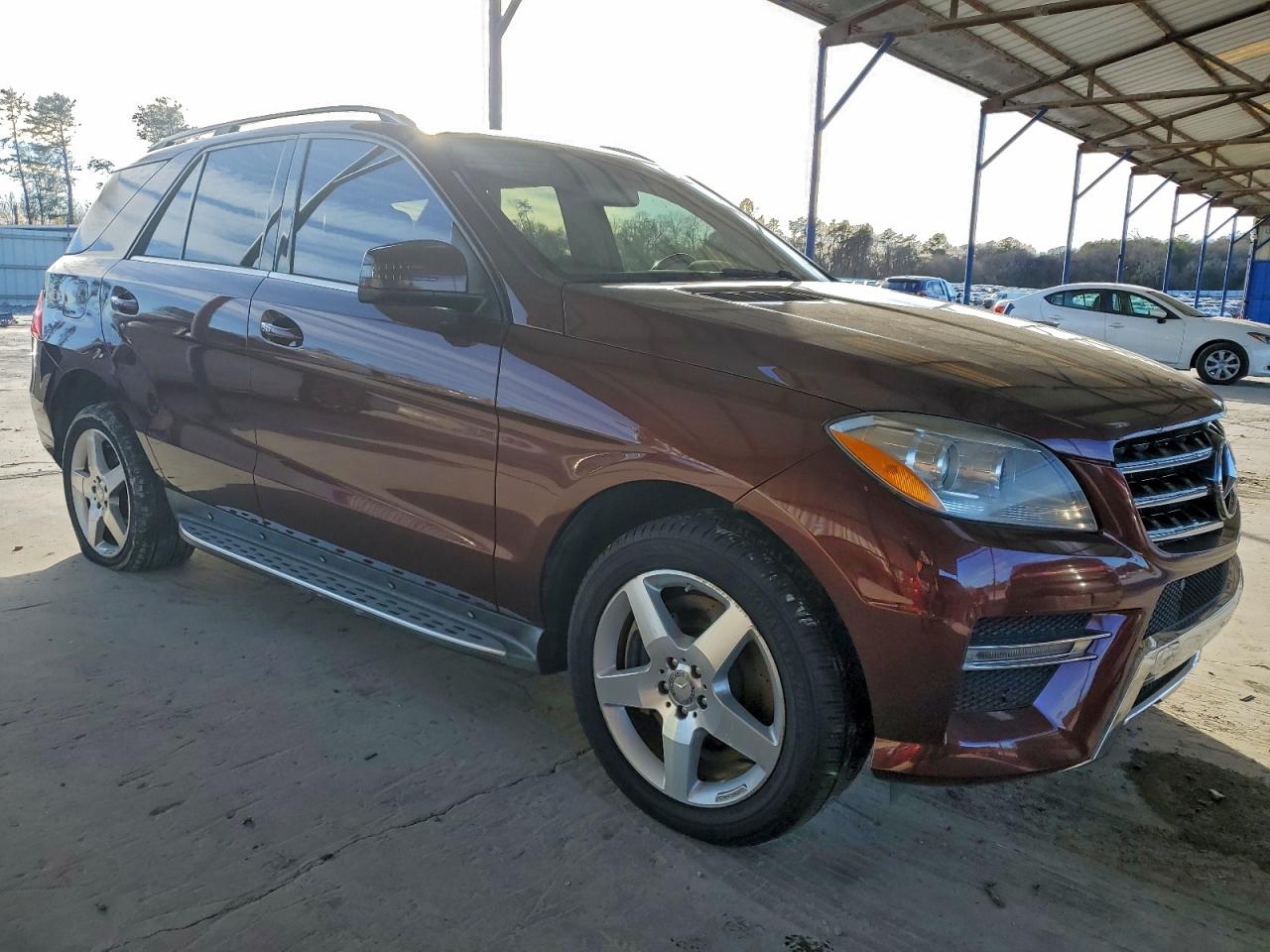2013 Mercedes-benz Ml 550 4matic Brown vin: 4JGDA7DB4DA252395