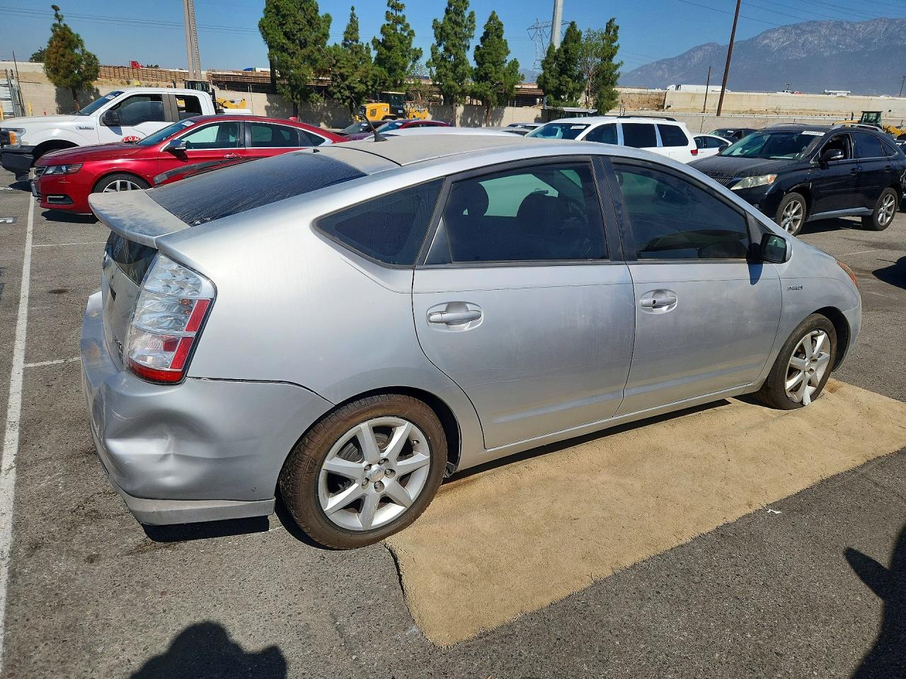 2009 Toyota Prius Touring Silver vin: JTDKB20U193468347
