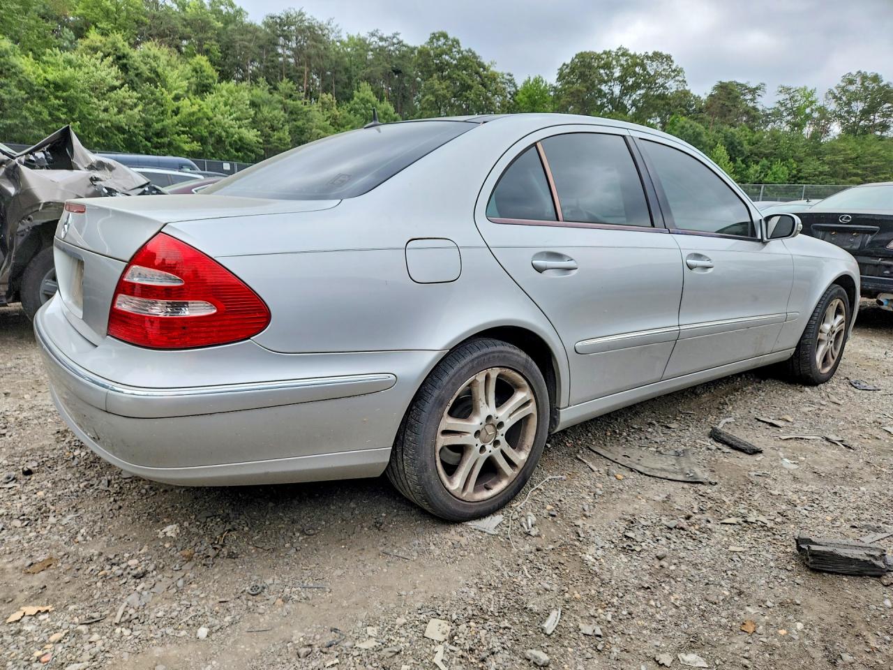 2005 Mercedes-benz E 500 Silver vin: WDBUF70J95A641696