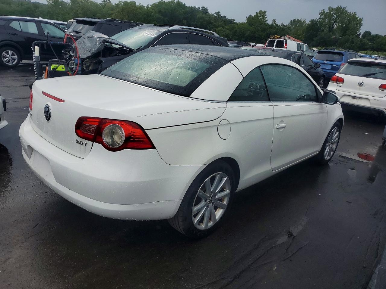 2009 Volkswagen Eos Turbo White vin: WVWBA71FX9V012447