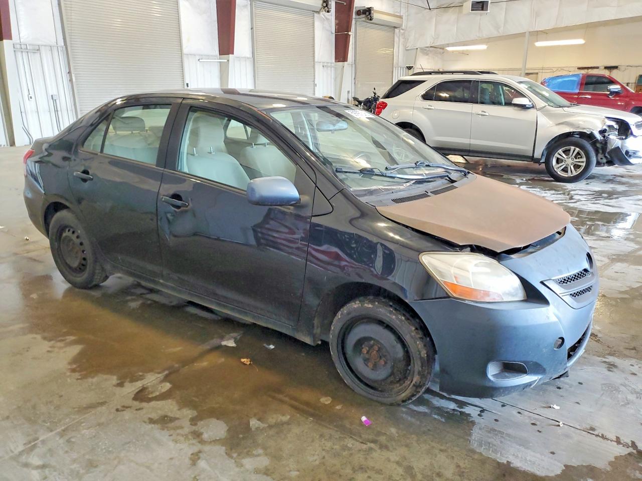 2008 Toyota Yaris Base Black vin: JTDBT903684005738