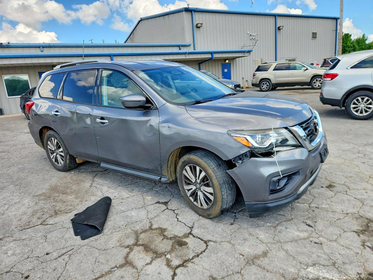 2019 Nissan Pathfinder Sv Gray vin: 5N1DR2MN8KC627566