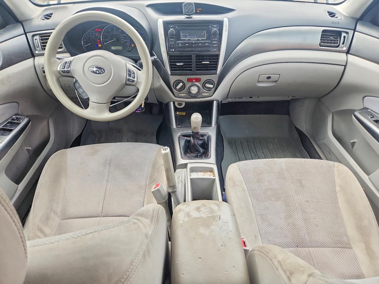 2011 Subaru Forester 2.5x Premium Gray vin: JF2SHADCXBG702348