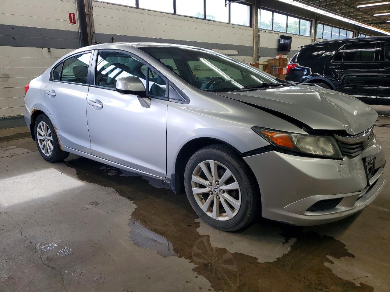 2012 Honda Civic Ex Silver vin: 2HGFB2F81CH519752