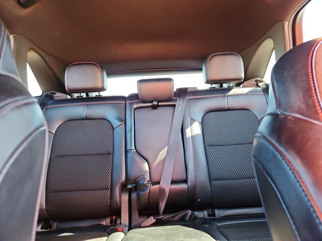 2025 Ford Escape St Line Черный vin: 1FMCU0MN8SUA10001